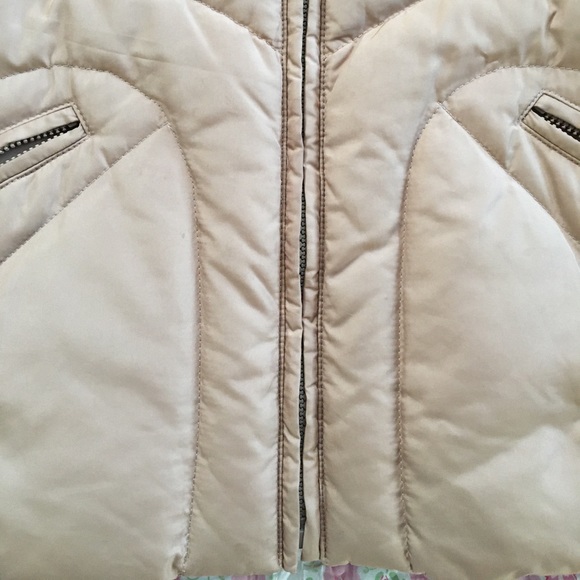 Thomo/Theme(?) Camel Light Puffer Vest Sz 36/S/2 - Picture 2 of 9